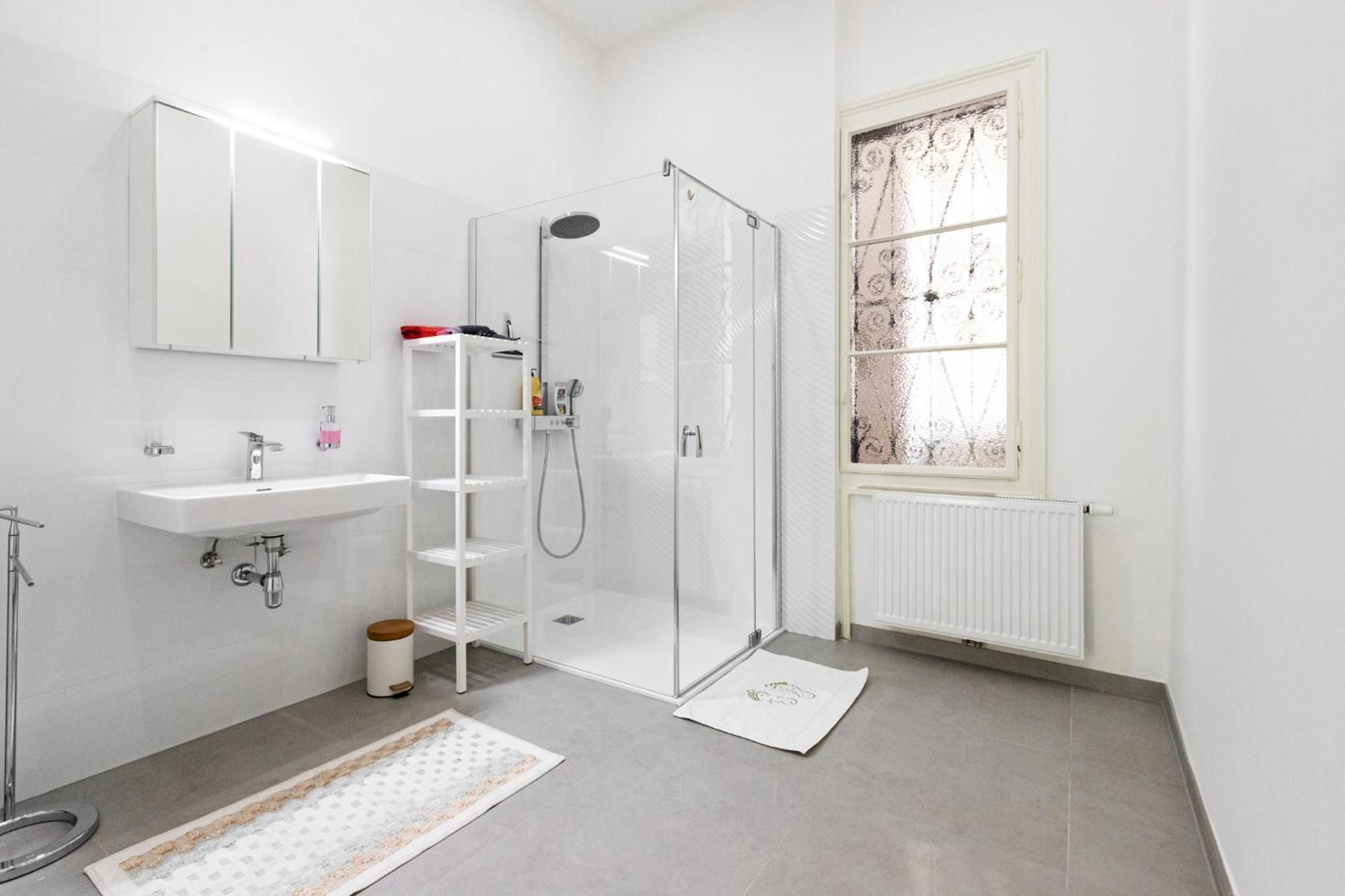 Stilvolle 2 Zimmer Apartment Im Wiener Altbaustil Nahe Donaukanal エクステリア 写真