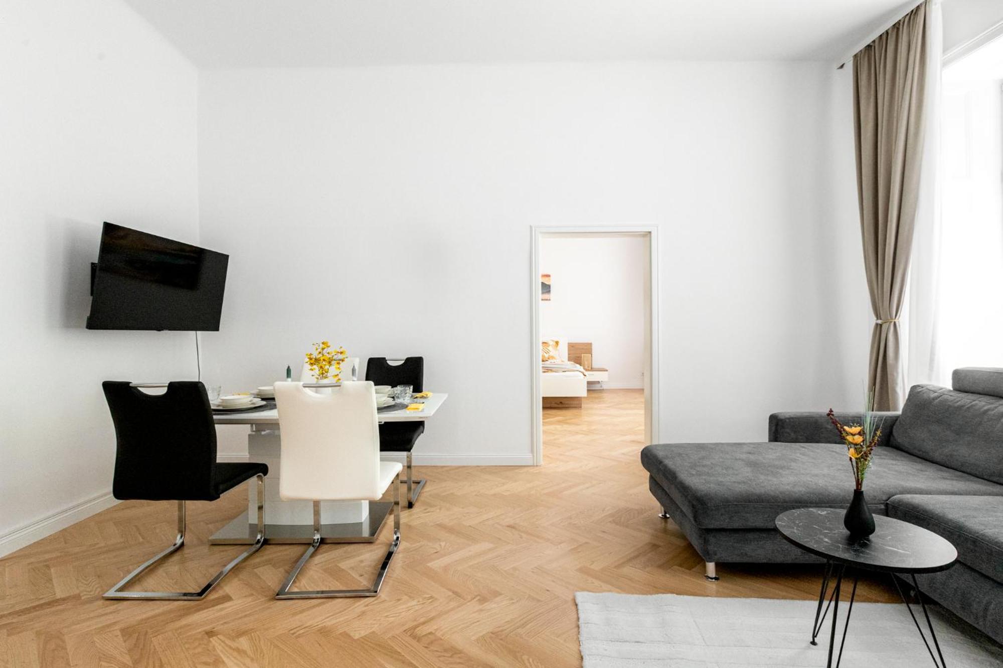 Stilvolle 2 Zimmer Apartment Im Wiener Altbaustil Nahe Donaukanal エクステリア 写真